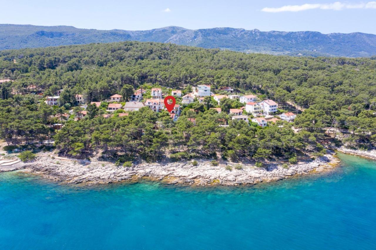 Janus Apartments Йелса Екстериор снимка